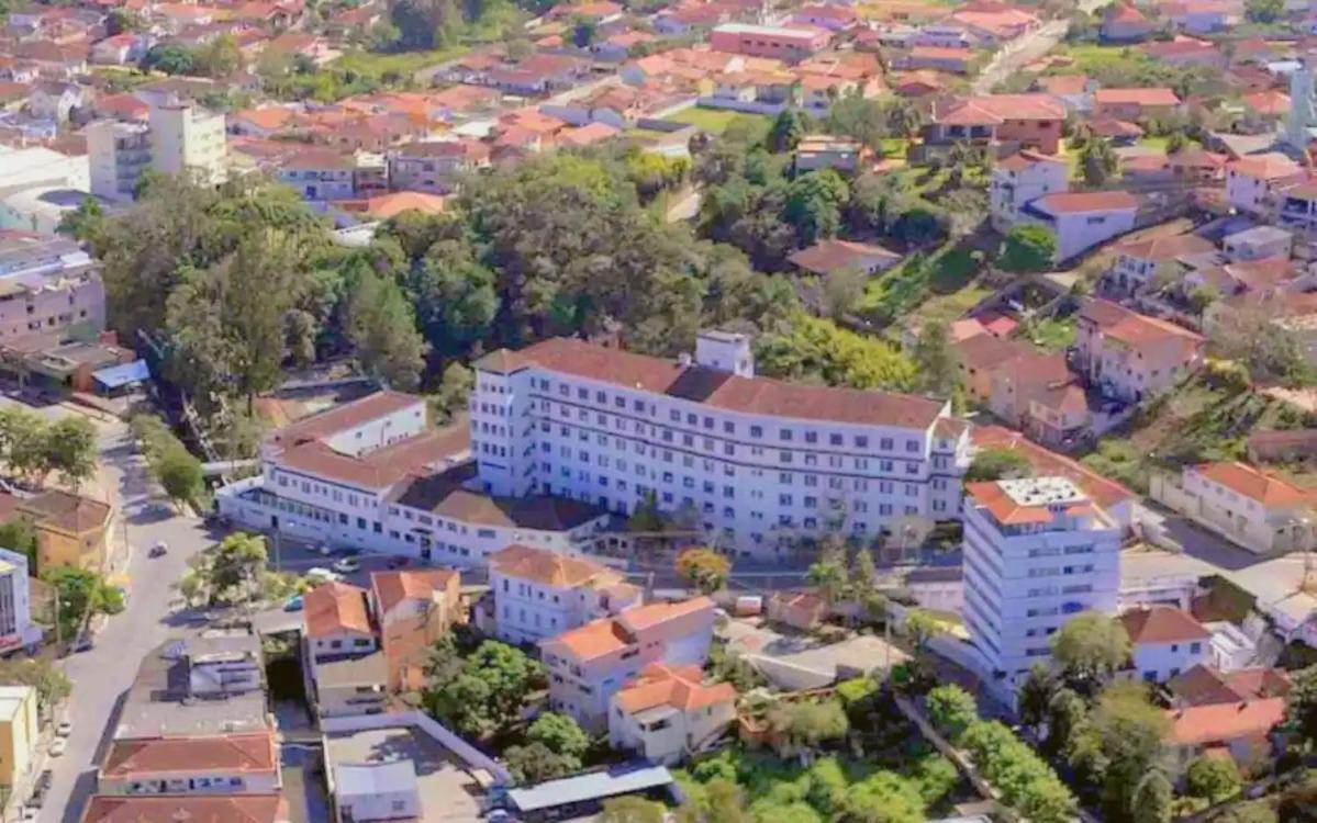Apartamento No Condominio Imperial ランバリ エクステリア 写真